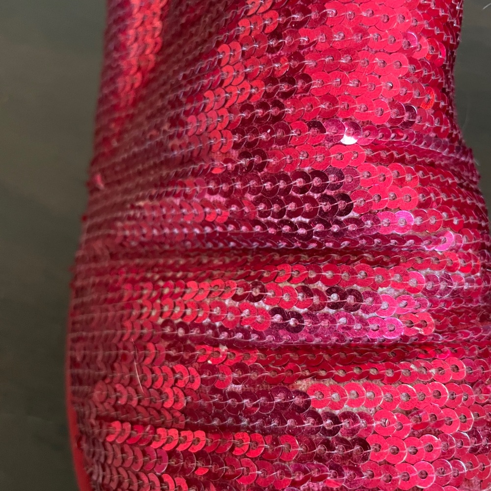 Red sequin Uggs - Picture 10 of 13